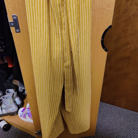 Jumpsuit - Picture 4 of 4